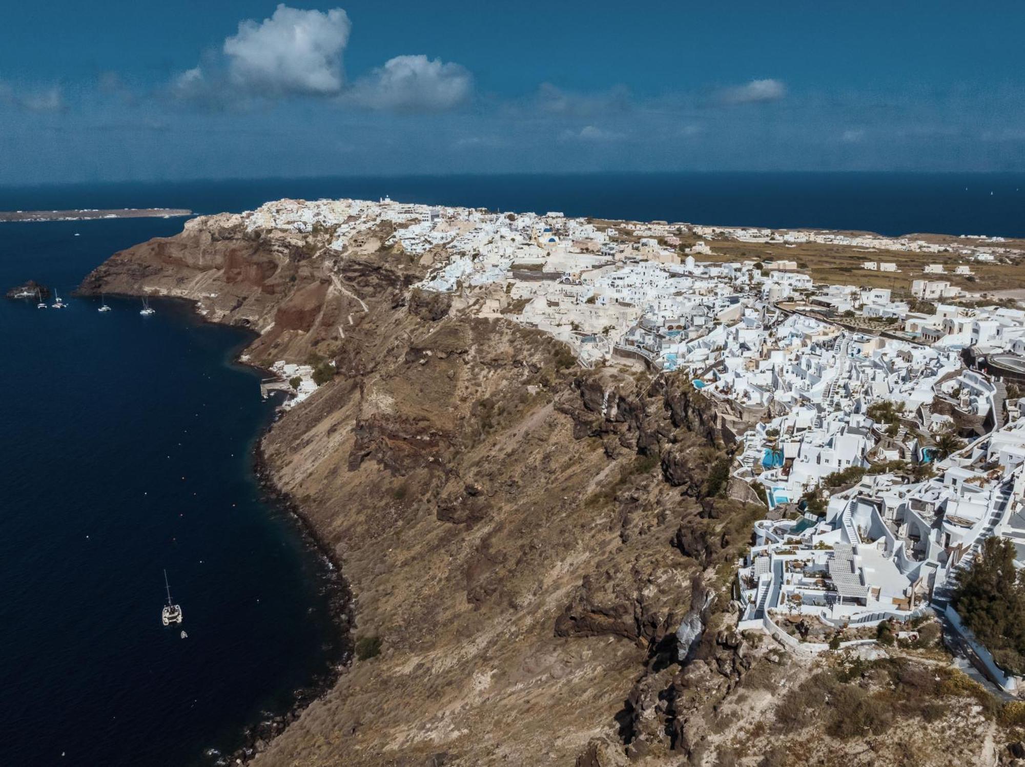 Отель Ikies Santorini Ия Экстерьер фото